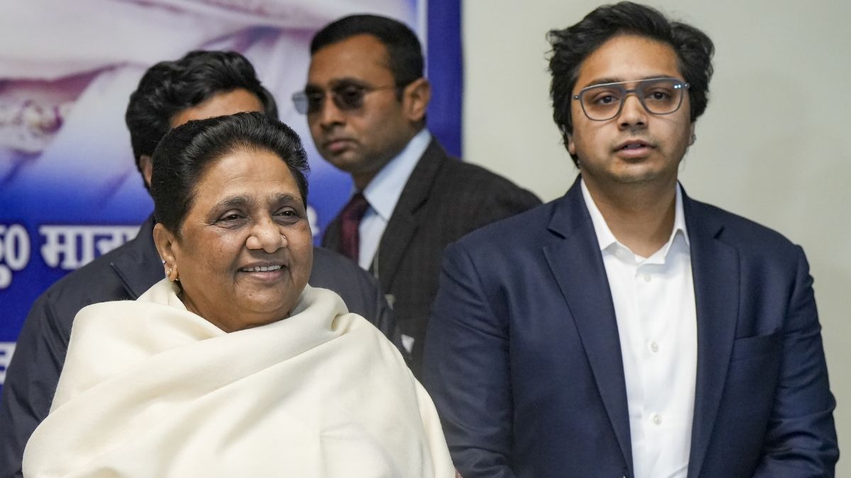 Mayawati accuses aide of spreading false health rumours