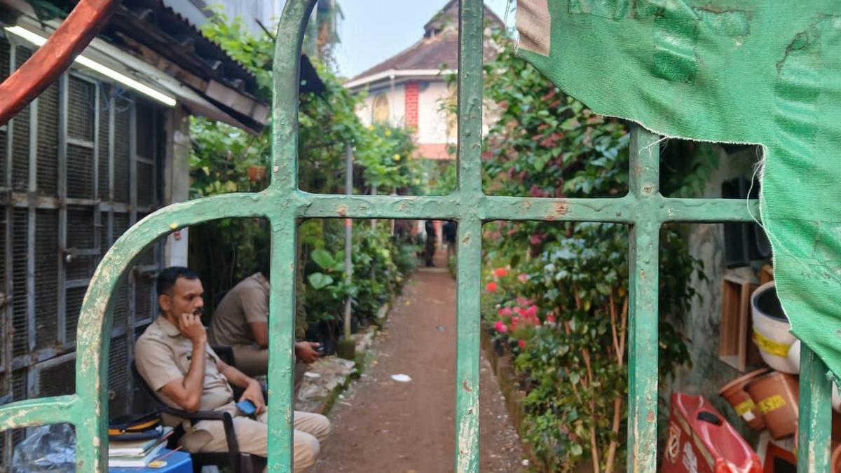 Kerala police intensify probe into Kochi synagogue arson case