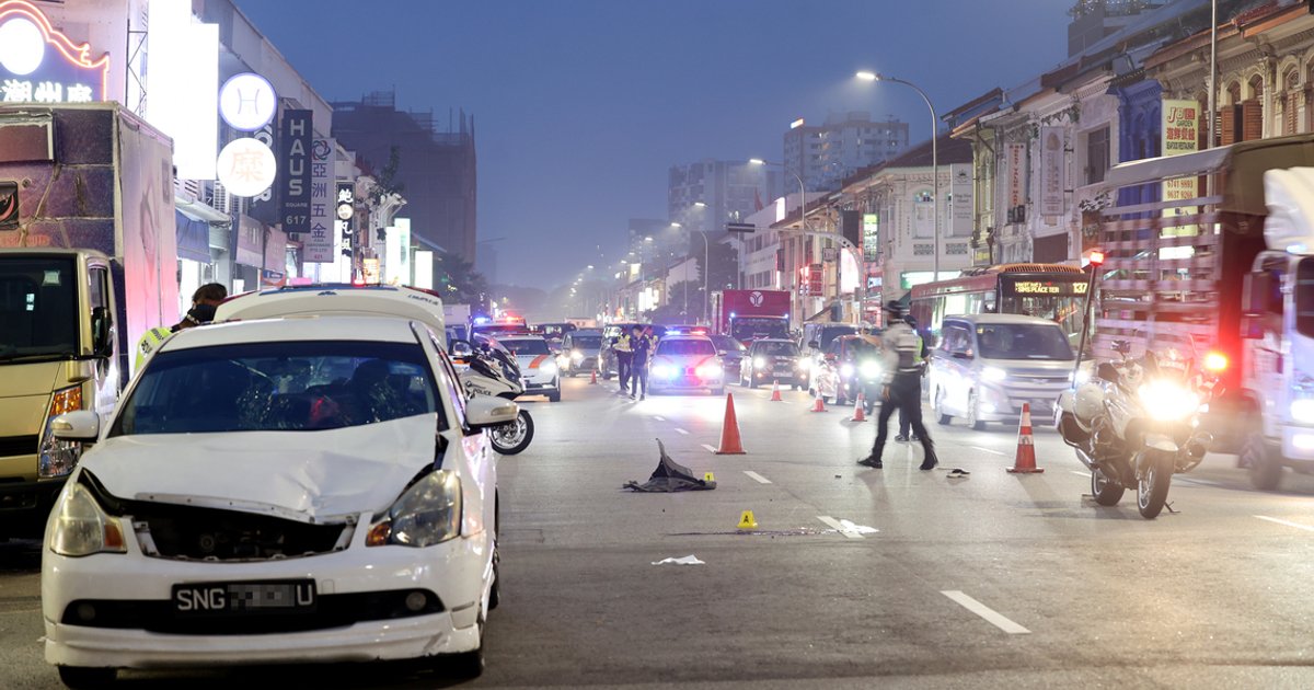 Elderly pedestrian dies after vehicle collision in Geylang; driver held