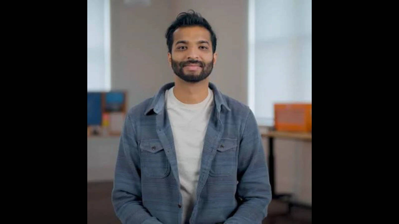 US Officials Rebuke Indian-Origin Entrepreneur Over H-1B Visa Stance