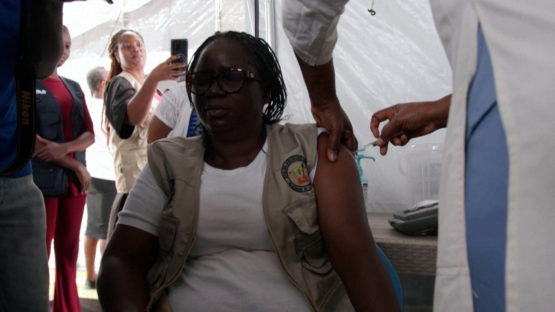 Democratic Republic of Congo launches Ebola vaccine trial for health workers