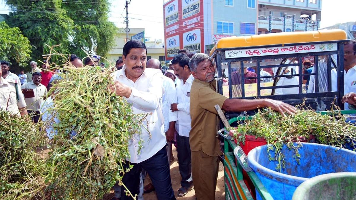 Andhra Pradesh Minister urges citizens to embrace plastic-free living