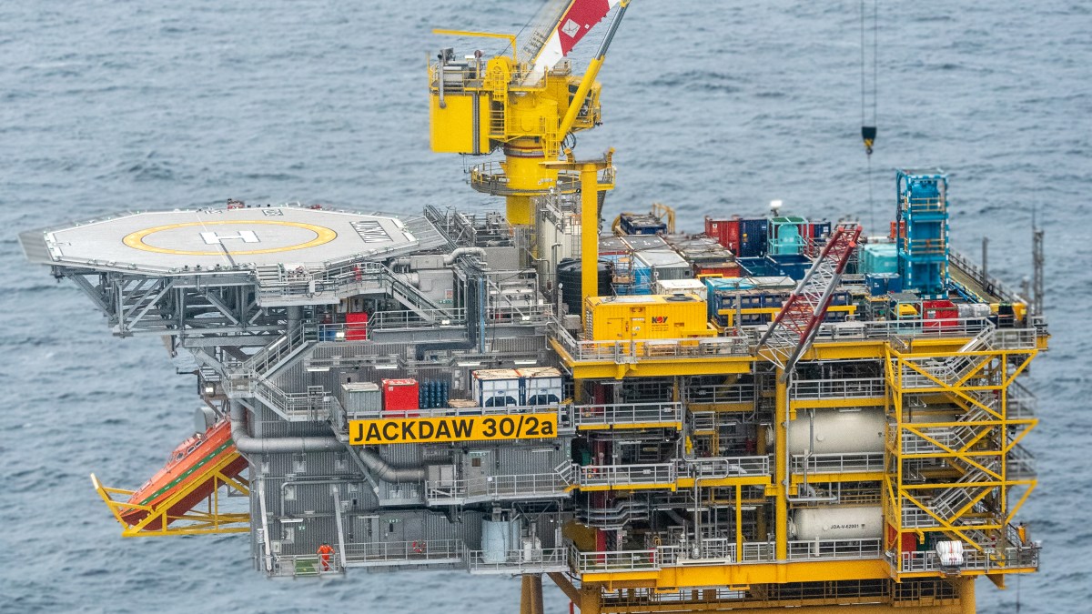 Britain greenlights controversial North Sea oil and gas project