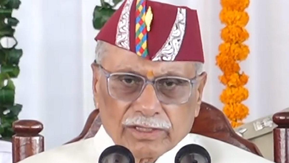 धल सिंह बिसेन ने उत्तराखंड के राज्यपाल के रूप में शपथ ली