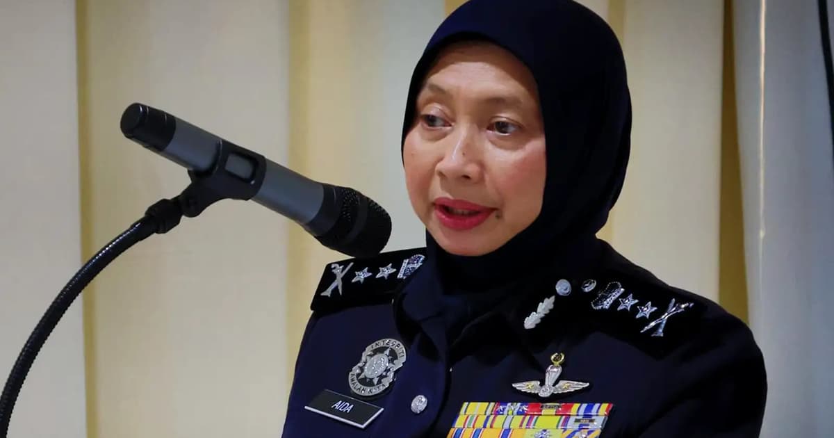Eight police officers detained in ketum operation