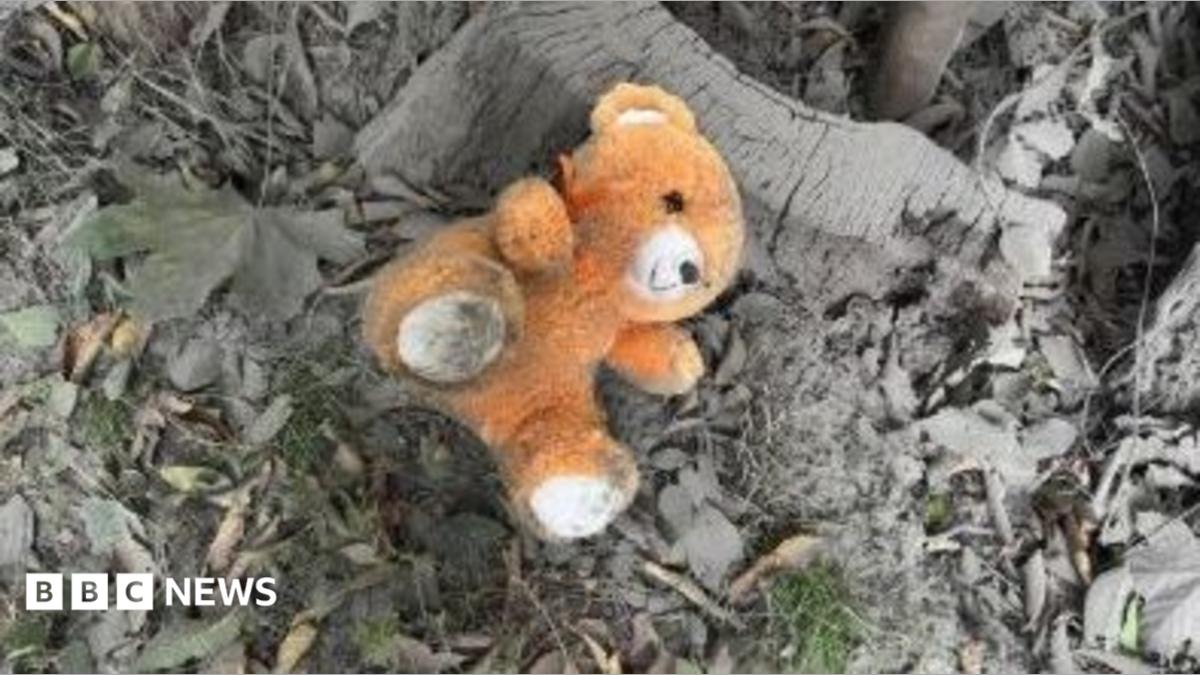 Russian glide bomb strike kills at least 15 in Ukrainian city