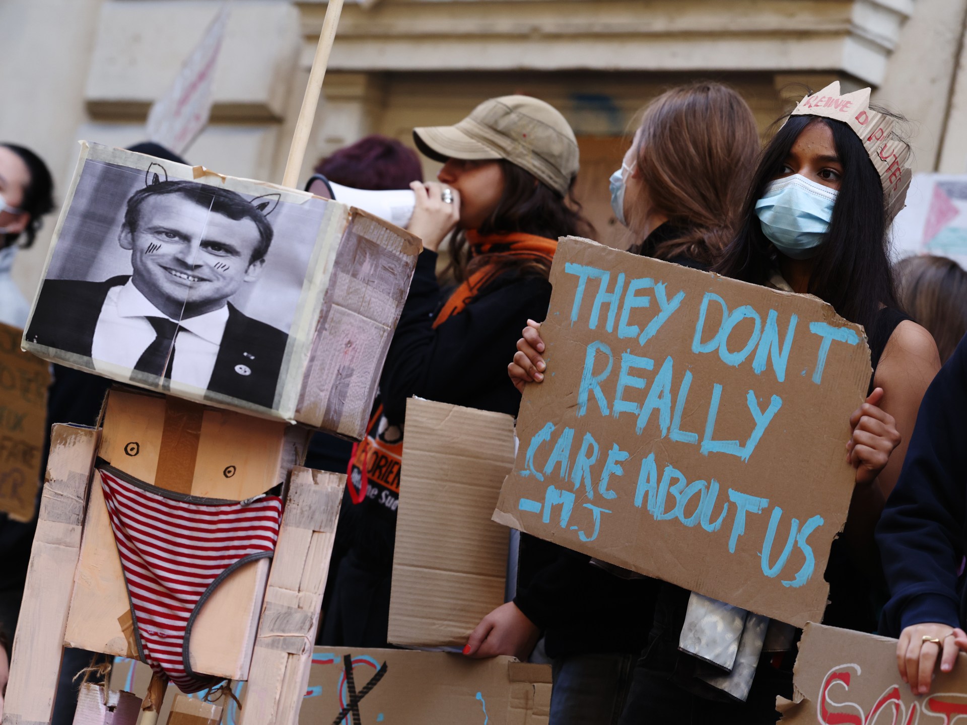 French education protests escalate as demonstrators face police lines