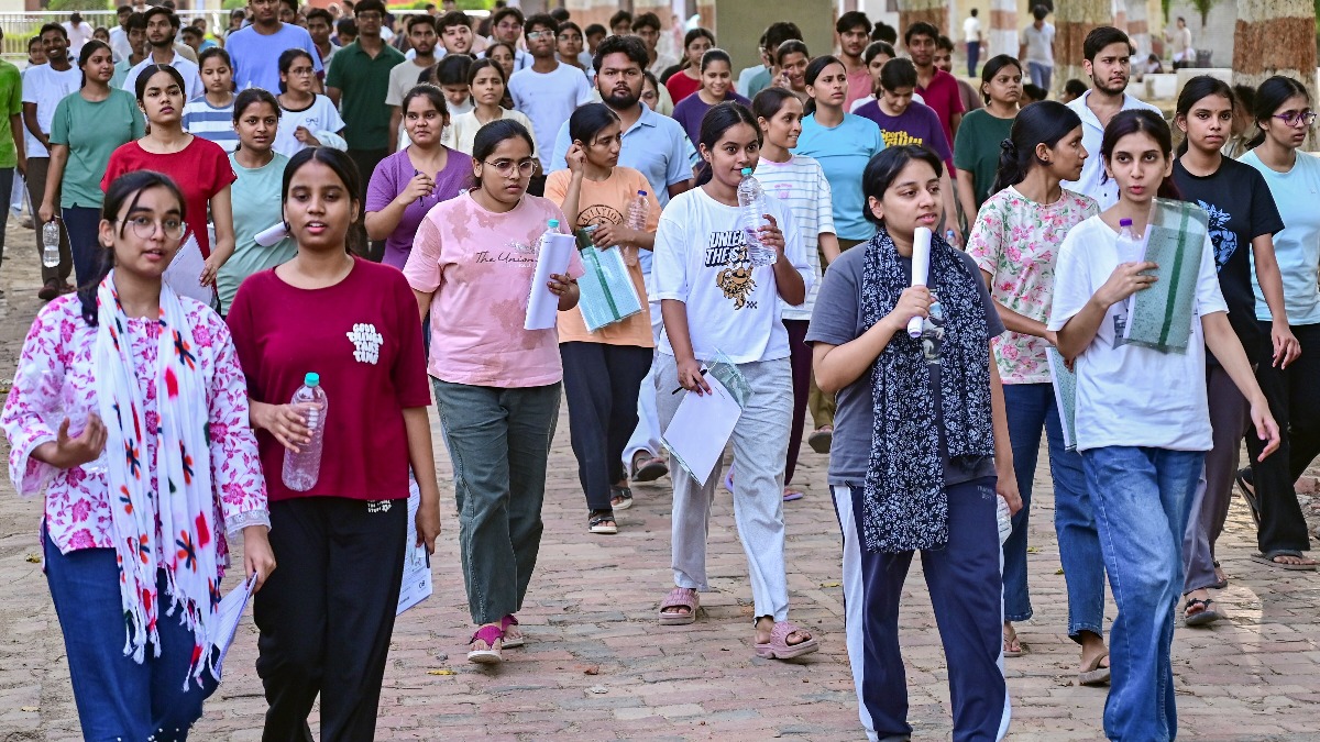 शिक्षा क्षेत्र में करियर की होड़: यूजीसी-नेट परीक्षा के लिए 2.18 लाख आवेदन