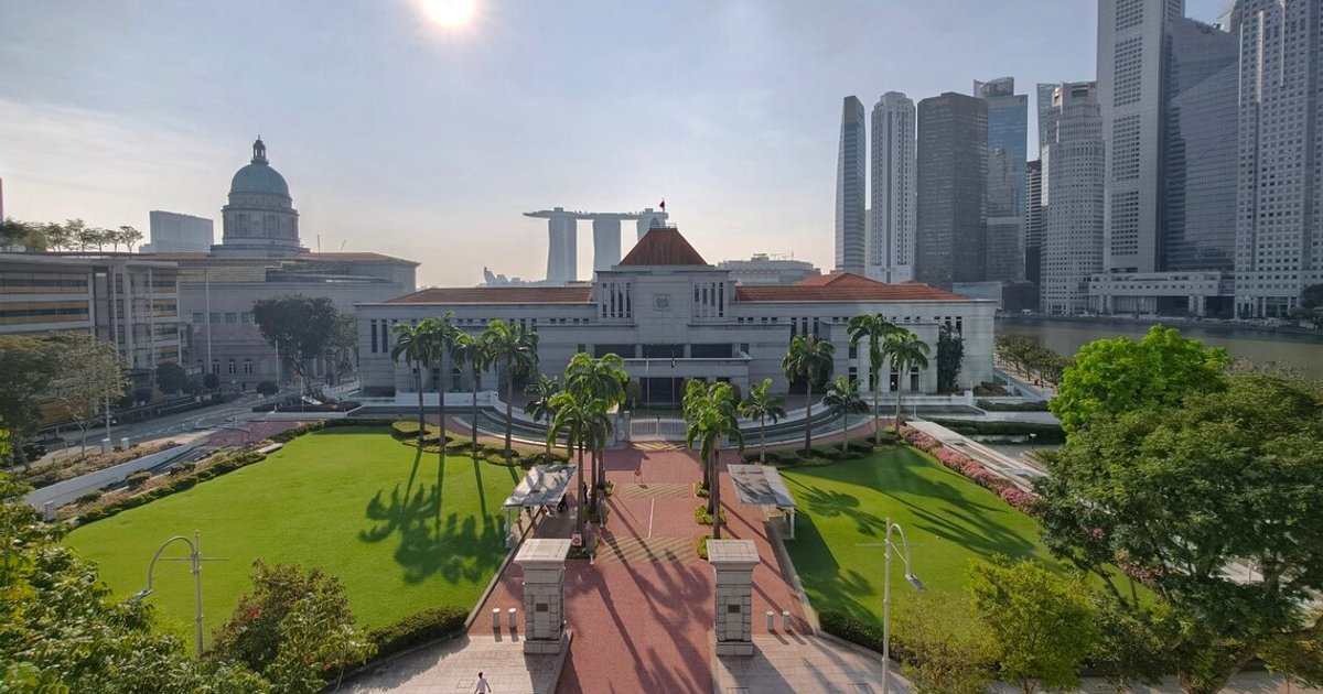 Singapore's air quality maintains upward trend with improved readings