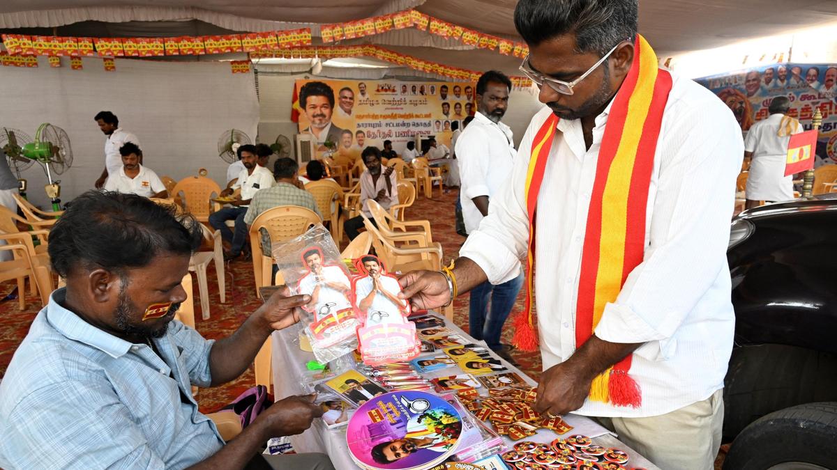 Three-way contest heats up in Dharapuram as parties make final push