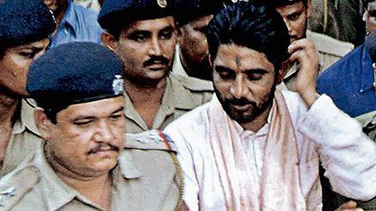 Odisha rejects early release plea of Dara Singh in Staines murder case