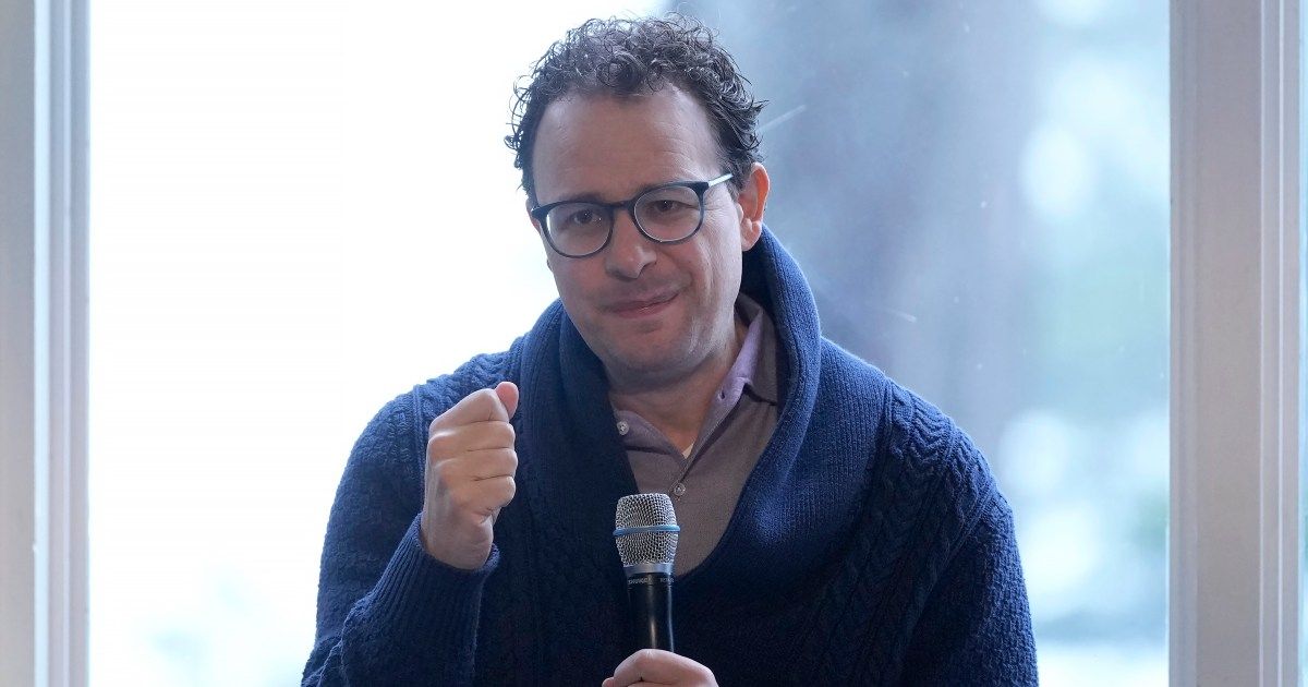 Anthropic CEO to meet Trump at White House dinner