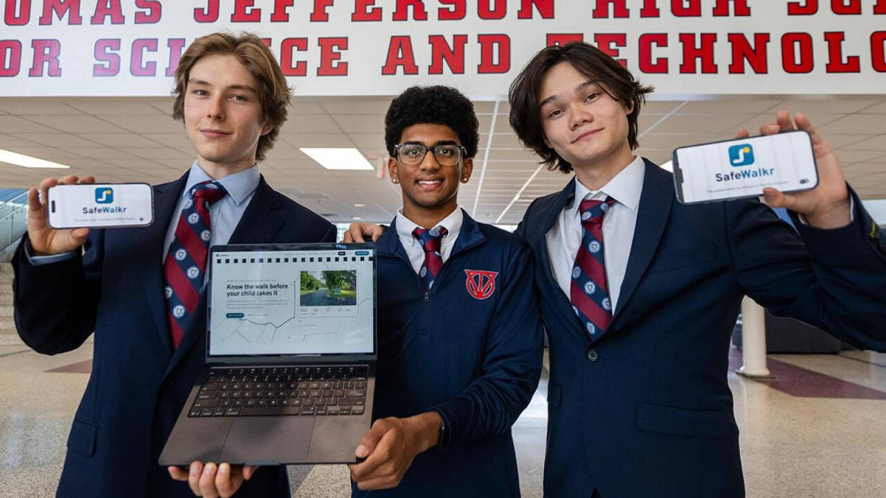 Teen Developer Creates Safety App to Protect Student Pedestrians