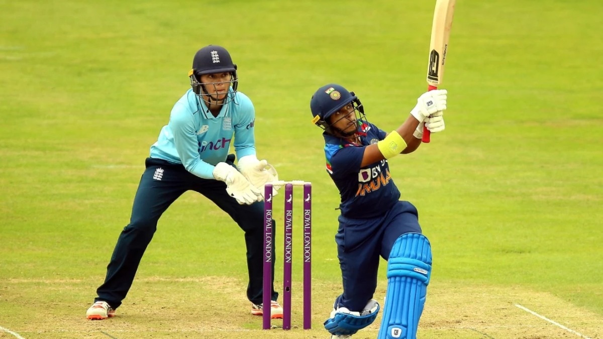Indian cricketer Poonam Raut announces retirement from international cricket
