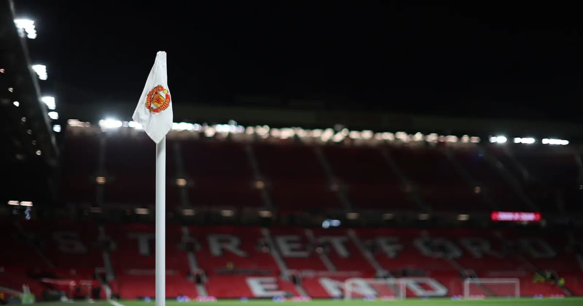 Manchester United Jual Sebahagian Old Trafford Untuk Kuatkan Kewangan