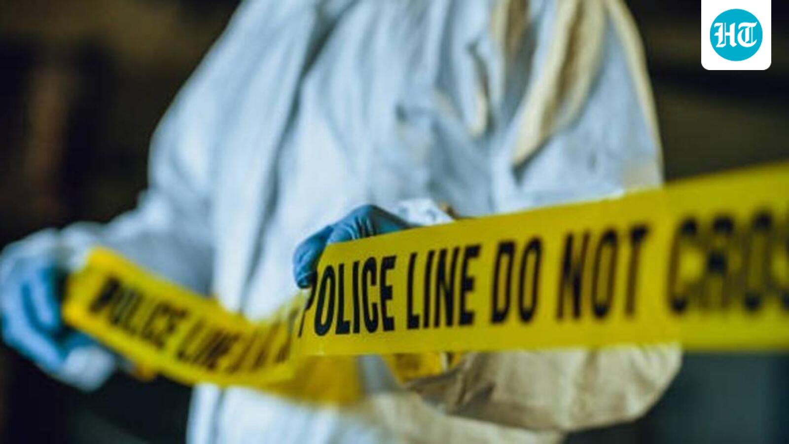 सीतापुर: तालाब से निकाली गई कार में तीन व्यापारियों के शव मिले