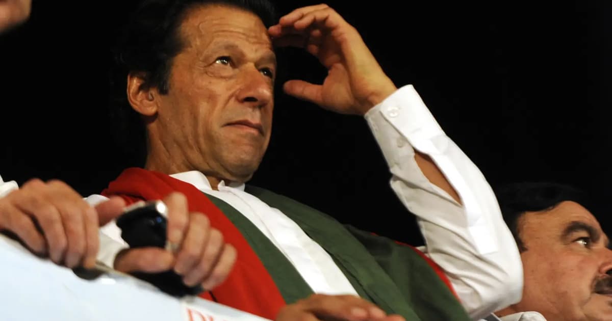 Bekas Perdana Menteri Pakistan Imran Khan Dipindahkan ke Hospital
