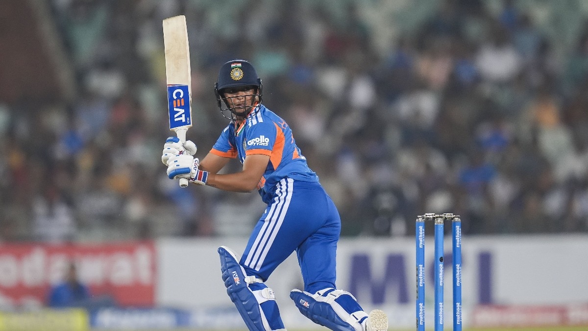 Harmanpreet steadies India after early wobble in second women's ODI