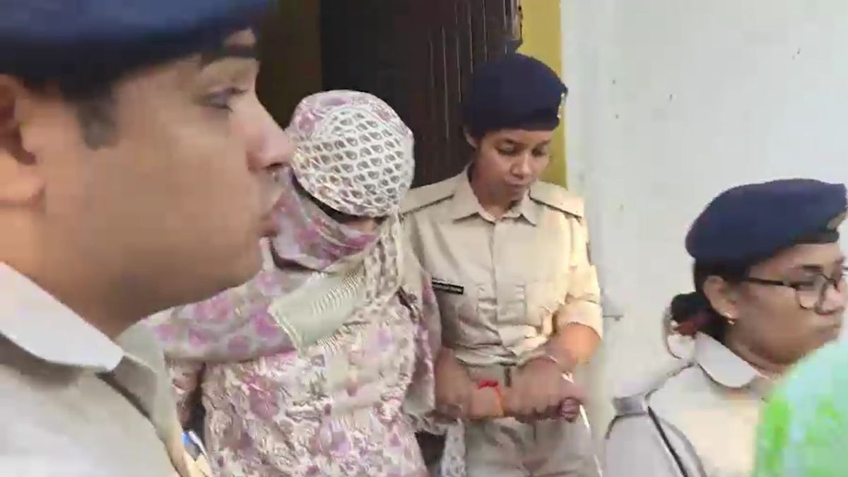 Police raid guesthouse in Patna, detain five young adults