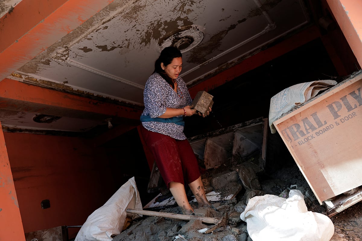 নেপালে ভয়াবহ বন্যার পর পুনরুদ্ধার কাজ দ্রুত গতিতে চলছে