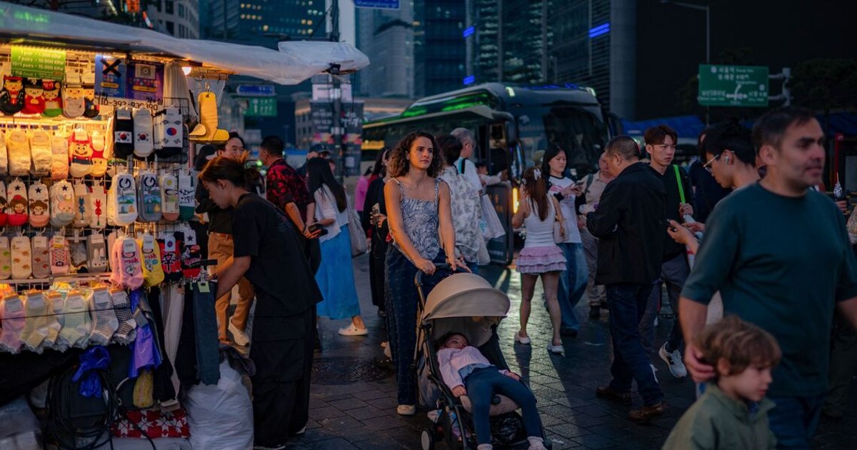 South Korean retailers deploy AI to reshape shopping landscape