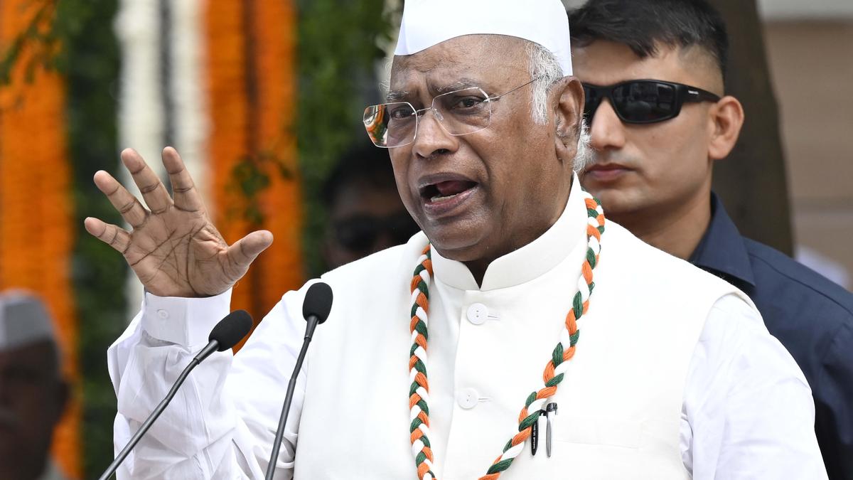 Karnataka group protests 'purification' ritual at Congress leader's rally venue