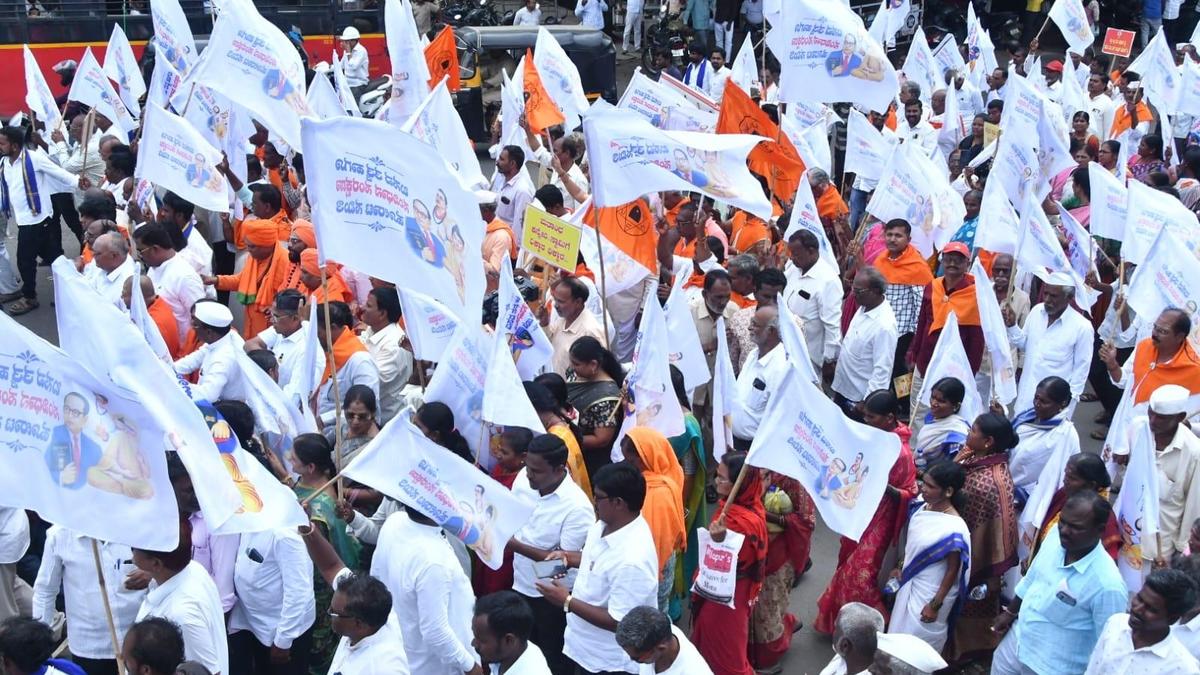 Demonstration held against Basavadi Sharanara Hindu Samavesha event