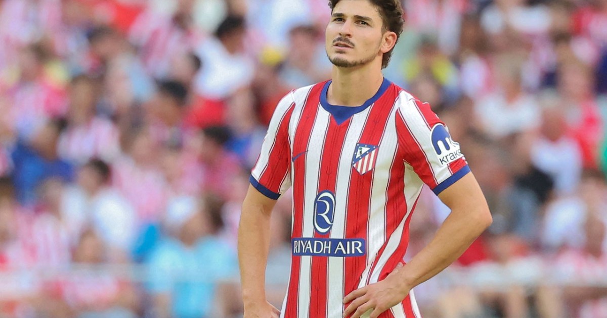 Atletico Madrid striker Alvarez faces hostile reception from home fans