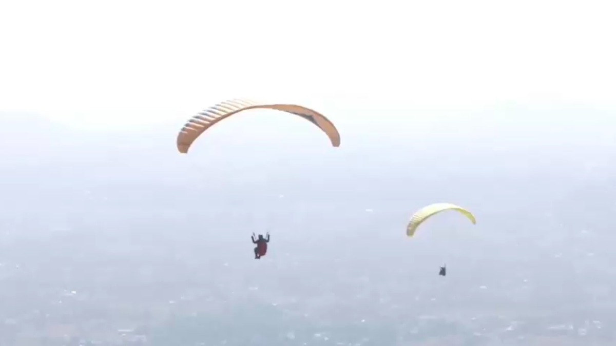Bulgarian paraglider killed in Himachal Pradesh accident; British pilot rescued