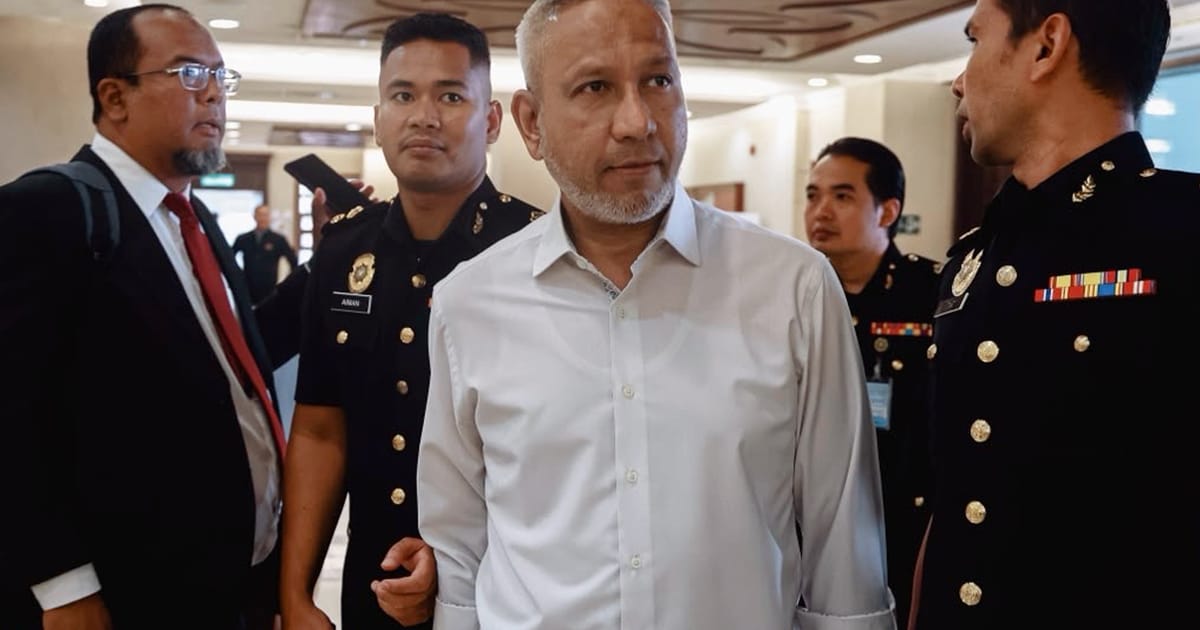 Bekas Ketua Eksekutif FIC Dinafikan Tuduhan Memperdaya Lembaga Pengarah