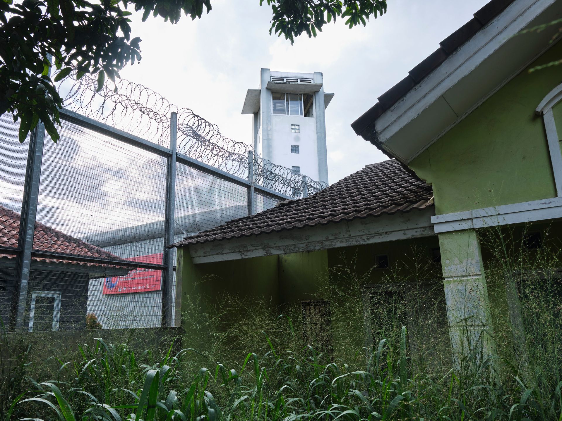 Indonesia suspends prison officials over luxury inmate housing scandal