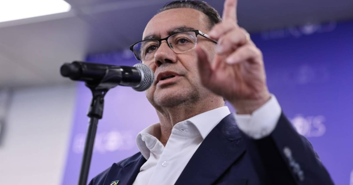 Calon Ketiga Pilihan Raya Brazil Sokong Bolsonaro dalam Pertarungan Ketat