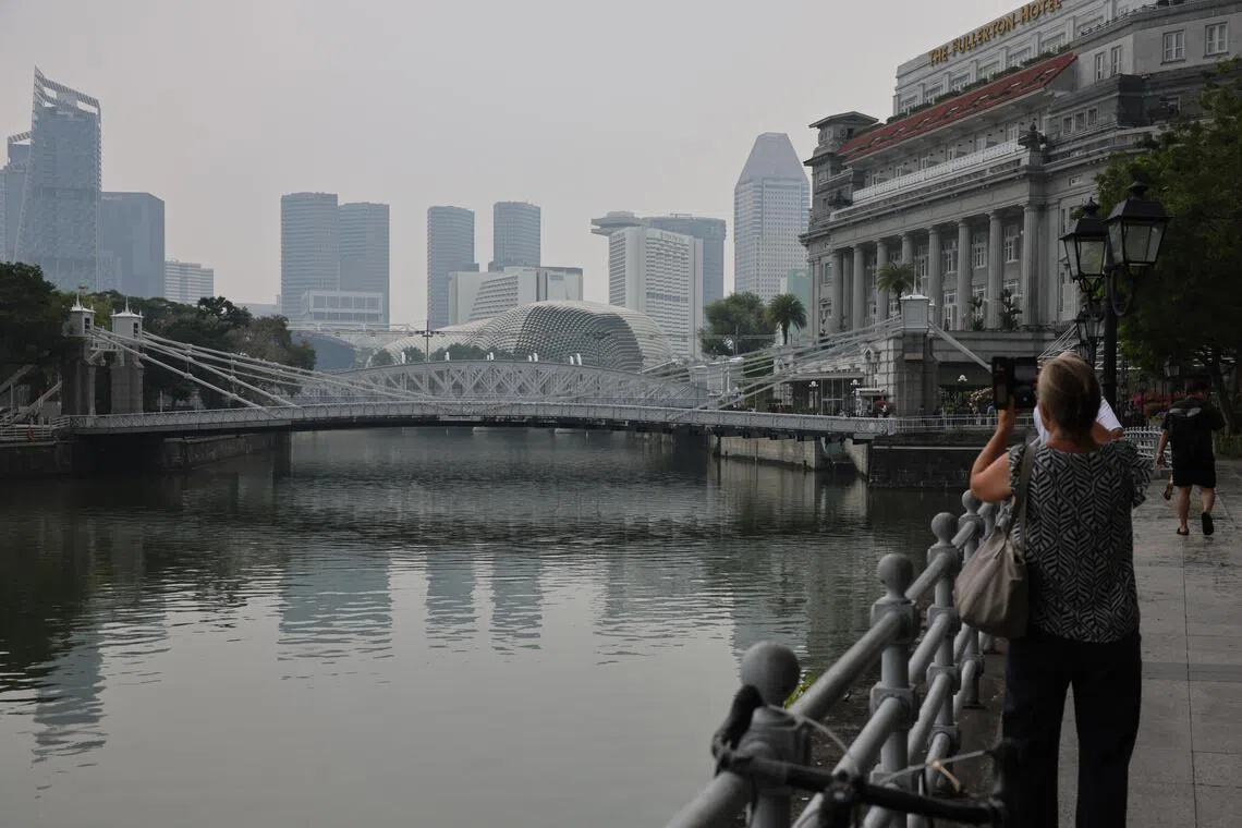 Singapore's air quality improves as PSI dips to moderate levels