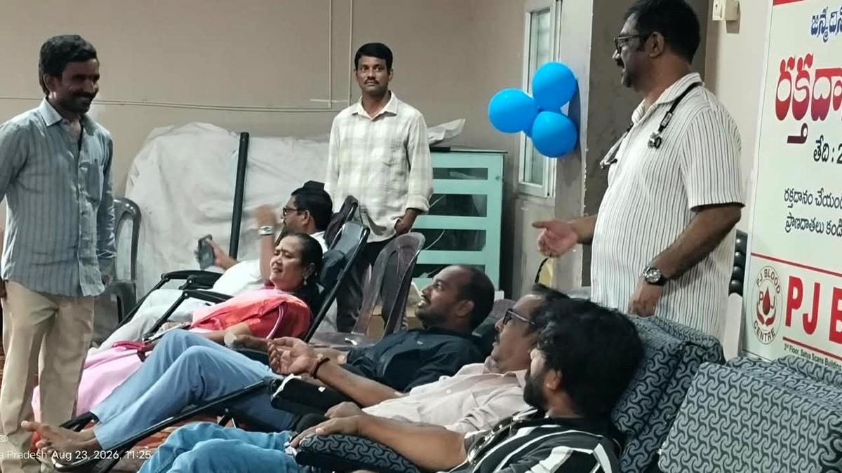 Youth, women turn out for blood donation drive in Andhra Pradesh