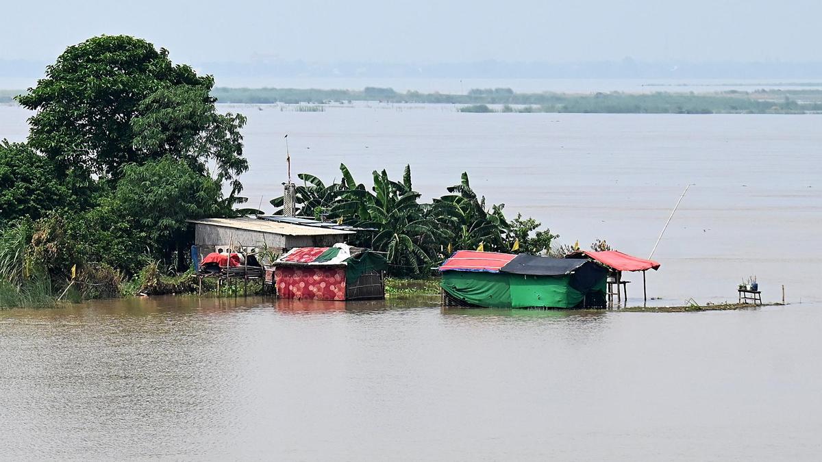 Bihar flood threat eases as river levels recede after peak