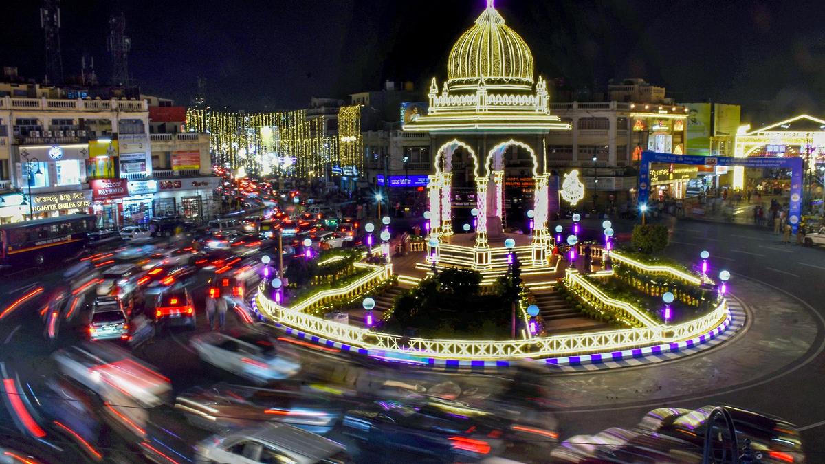 Behind Mysuru Dasara's Splendor: The Unsung Electrical Work Force