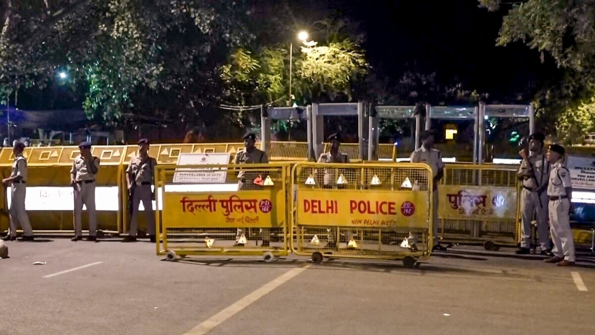 Delhi traffic authority alerts commuters to avoid major routes on October 12