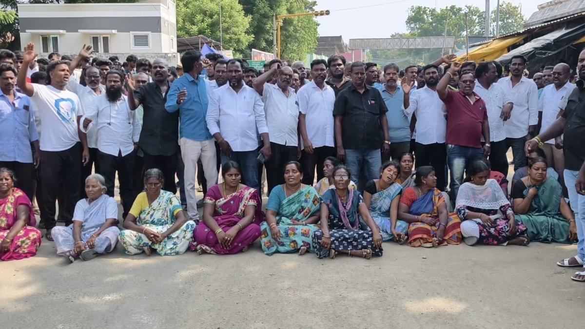 Gang arrested in connection with murder of VCK party functionary