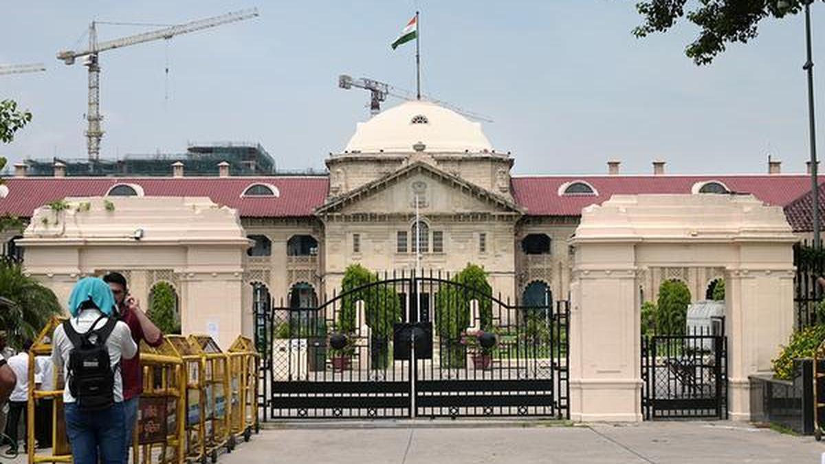 इलाहाबाद हाईकोर्ट ने डिविजनल कमिश्नर के खिलाफ अवमानना की कार्रवाई भेजी
