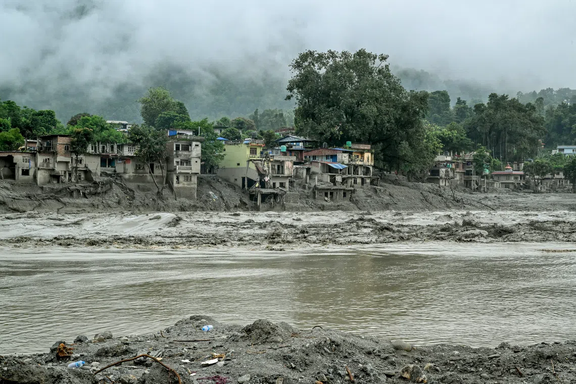 Singapore police collect DNA samples to identify Nepal flood victims