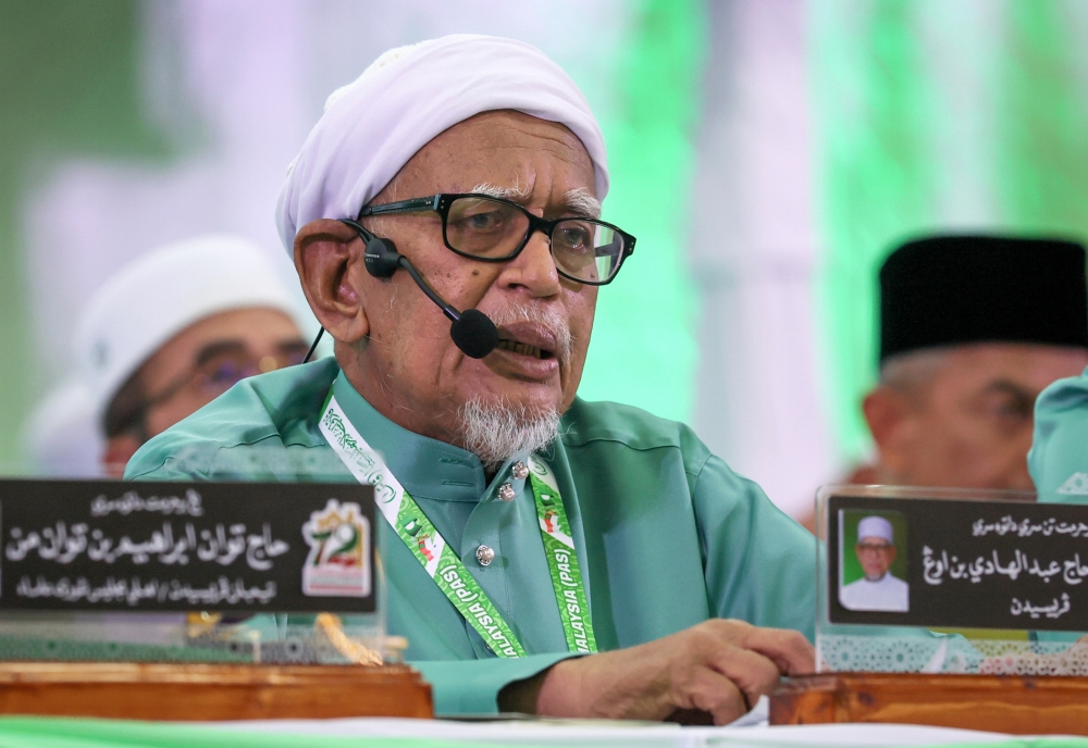 PAS dan parti PN bersatu lawan notis Pendaftar Pertubuhan
