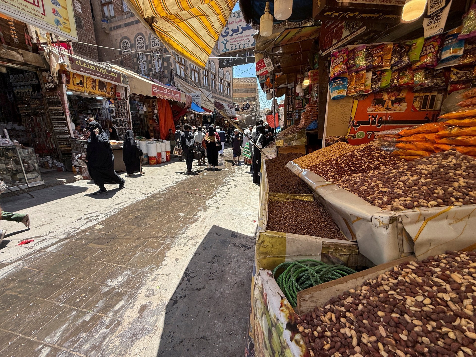 Yemen's fuel price surge signals deepening economic crisis