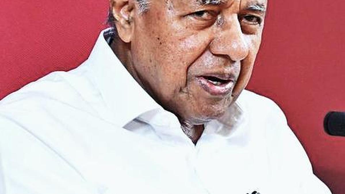 विझिंजम बंदरगाह विलंब मामले में विपक्षी नेता का पलटवार