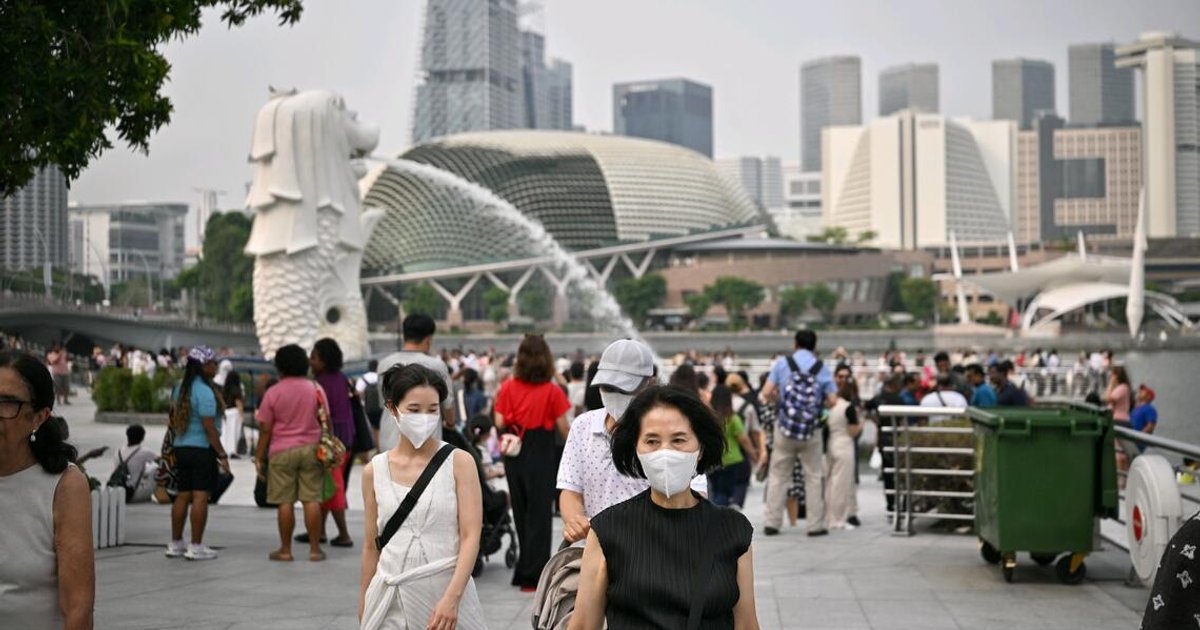 Regional haze prompts tourist concerns, tour operator bookings decline