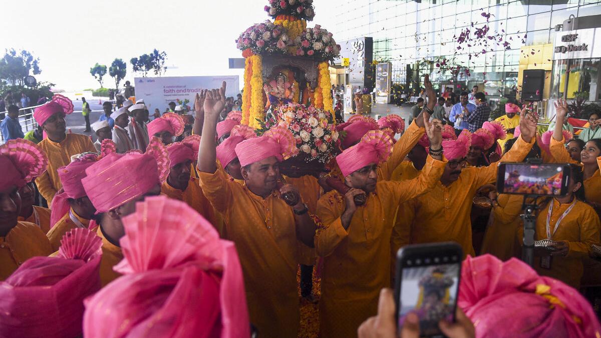 Mumbai Police Deploy Enhanced Security for 2026 Ganesh Visarjan Festival