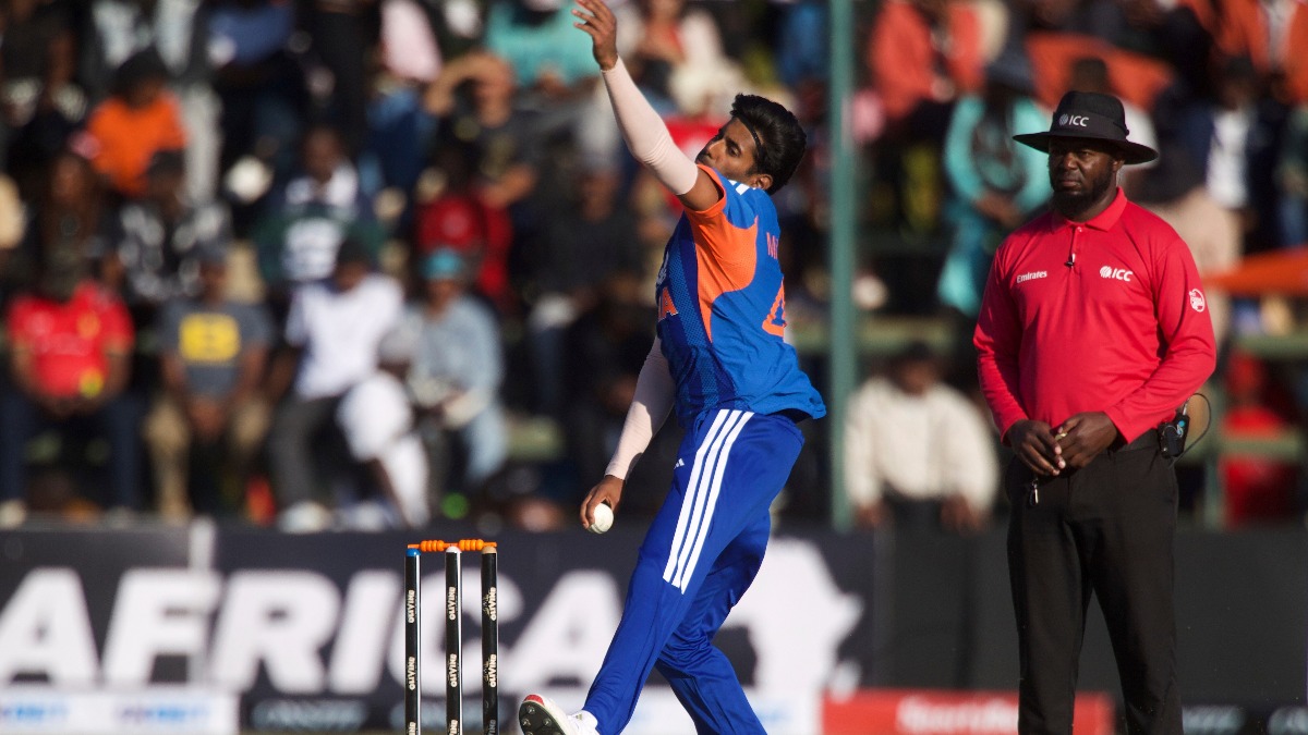 Mayank Yadav strikes early as India battles in fourth T20 International