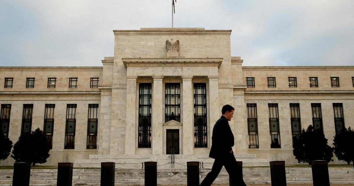 Hawkish Fed stance triggers first emerging market capital outflows since June