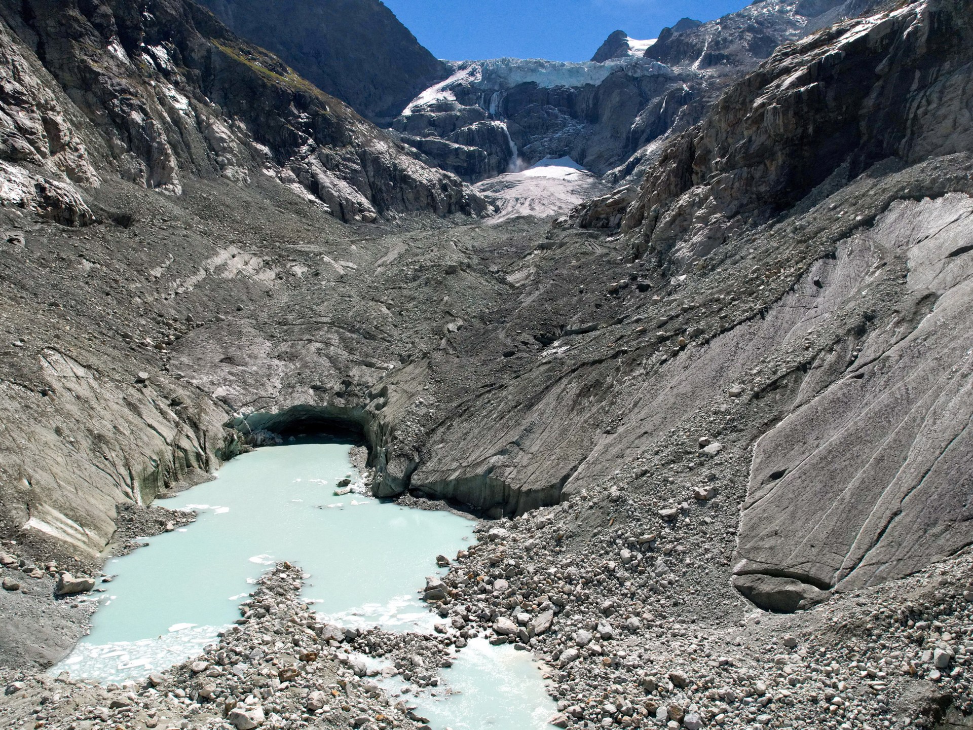 Swiss glaciers shrink at alarming rate, threatening alpine economy