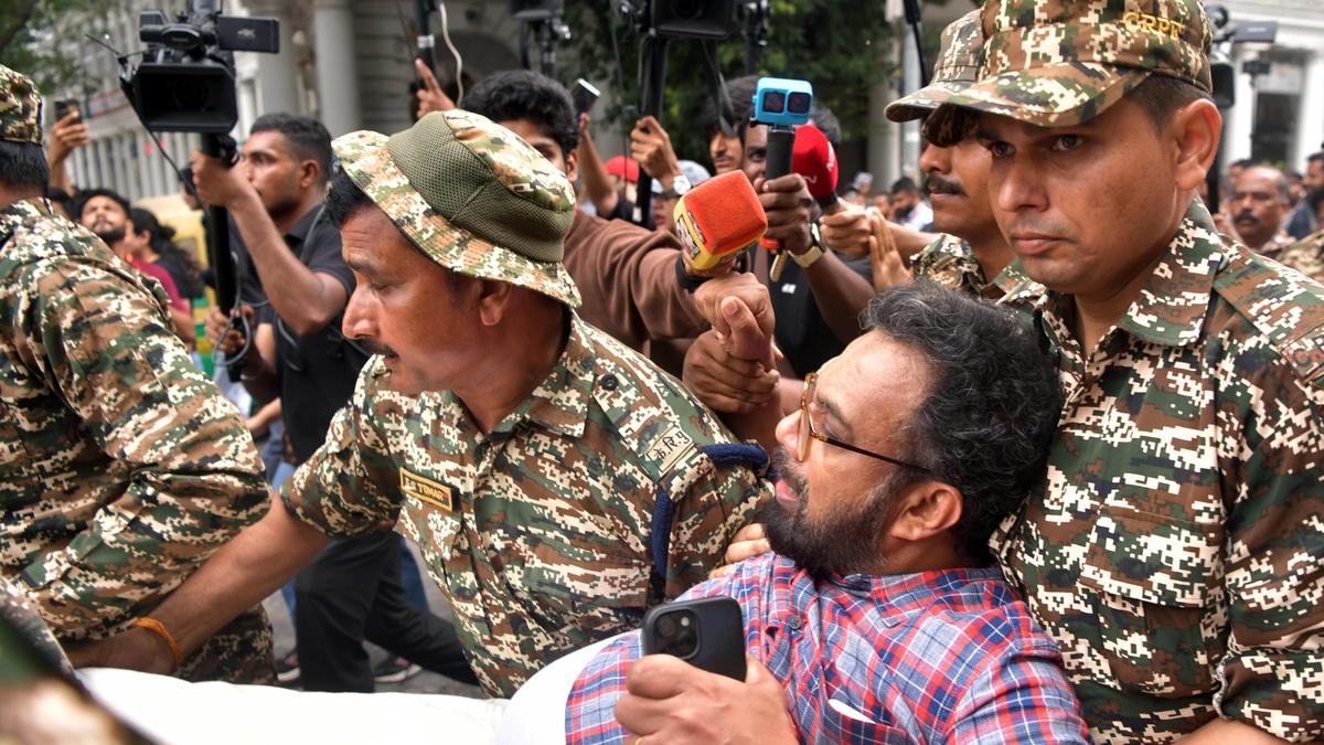 केरल के राज्यसभा सांसद जॉन ब्रिटास पर CRPF कर्मियों द्वारा हमले का आरोप