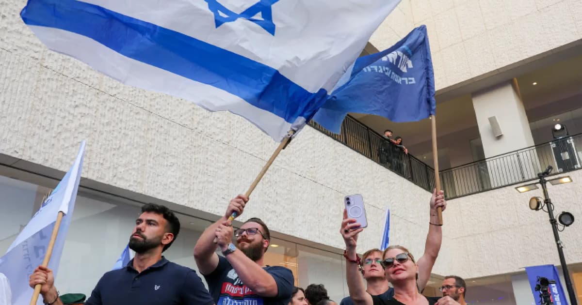 Israelis abroad return home to cast votes in pivotal election